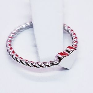 STERLING SILVER HEART THIN ROPE DESIGN PINKY RING